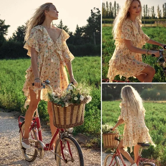 🌸 SPELL 🌸 Fleur Flutter Sleeve Mini Dress SMALL - Picture 1 of 10